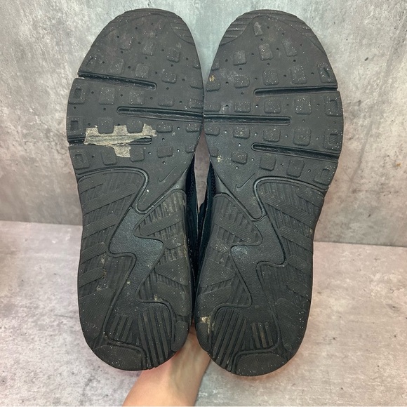 Nike Air Max 90 Running Shoes CD6894-005 Womens sz 8.5 - black - Picture 5 of 6